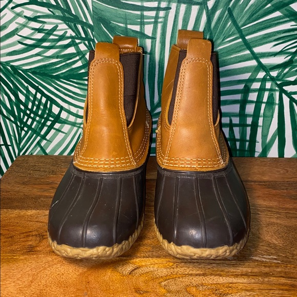 L.L. Bean Chelsea Waterproof Duck Boots Women’s 8 M - Picture 2 of 9